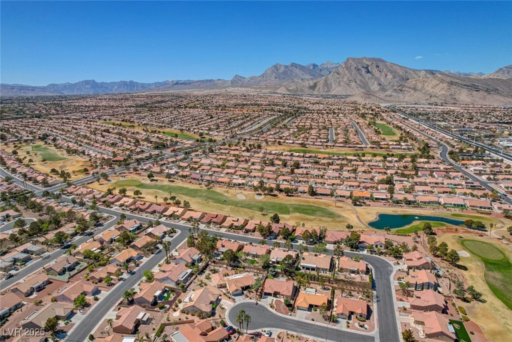 2305 Hot Oak Ridge, Las Vegas, NV 89134