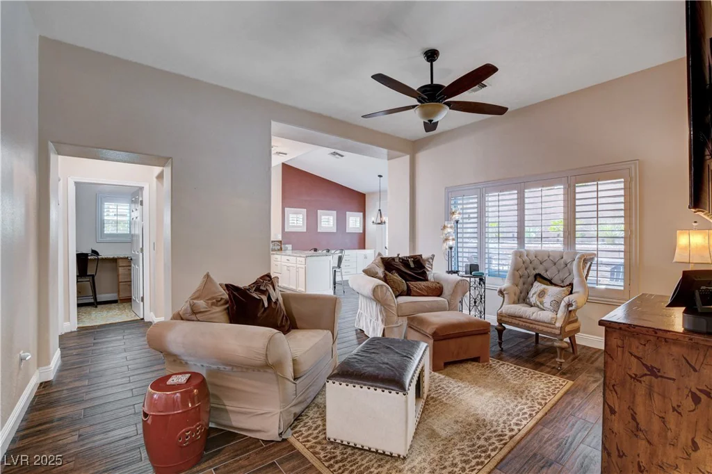 2305 Hot Oak Ridge, Las Vegas, NV 89134