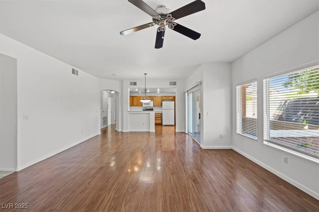10809 Garden Mist, Las Vegas, NV 89135