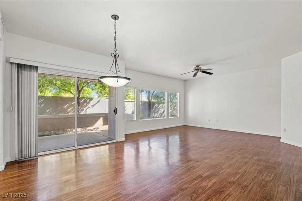 10809 Garden Mist, Las Vegas, NV 89135