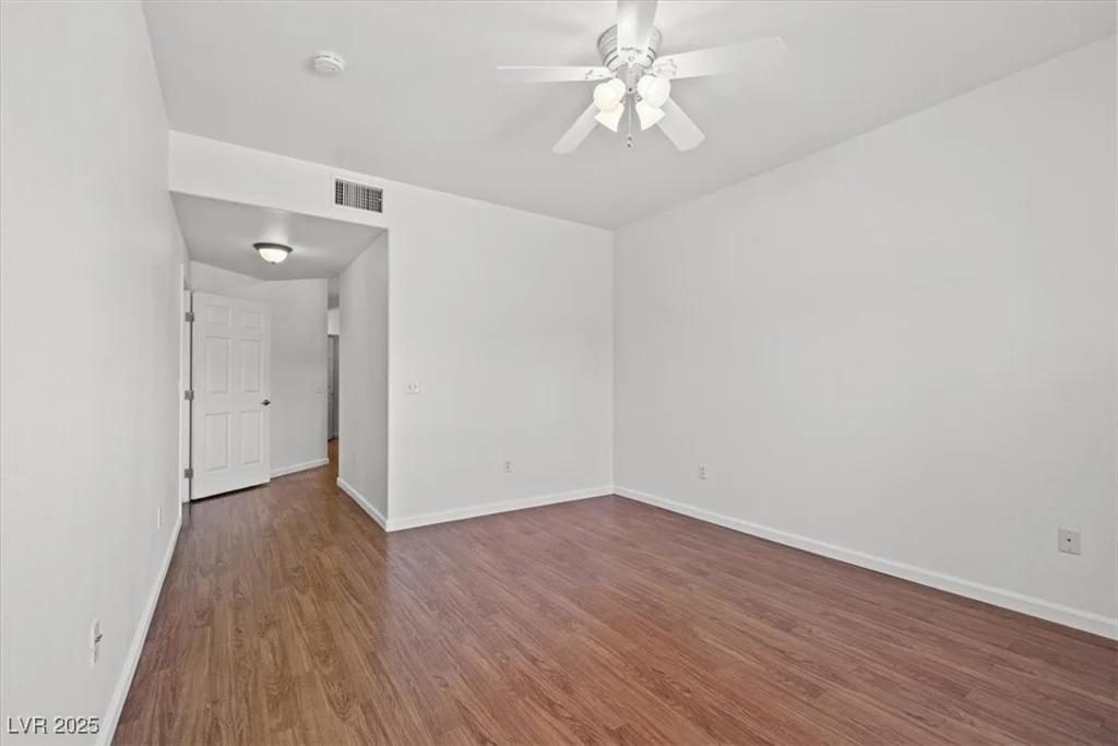 10809 Garden Mist, Las Vegas, NV 89135