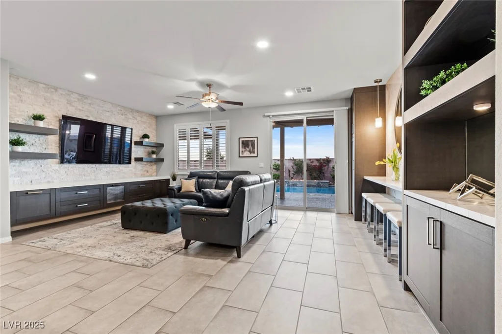 5852 Ireland Ridge, Las Vegas, NV 89149