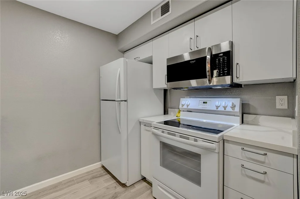2300 Silverado Ranch, Las Vegas, NV 89183