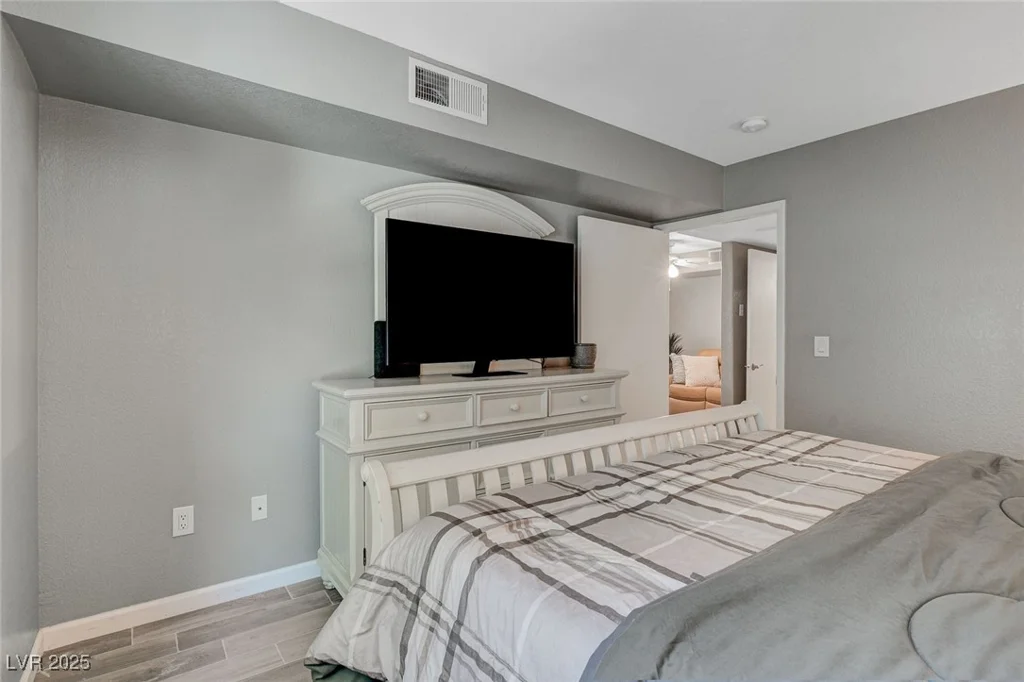 2300 Silverado Ranch, Las Vegas, NV 89183