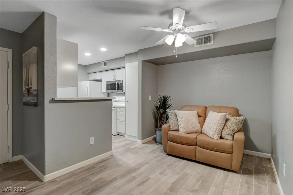 2300 Silverado Ranch, Las Vegas, NV 89183