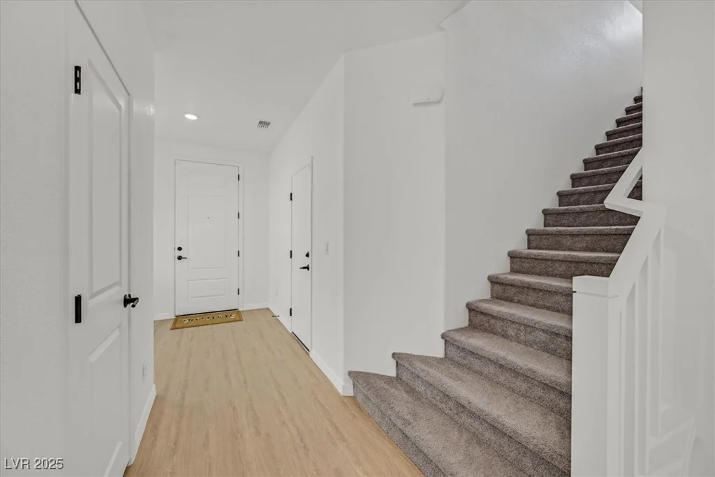 8043 Texas Hills, Las Vegas, NV 89113