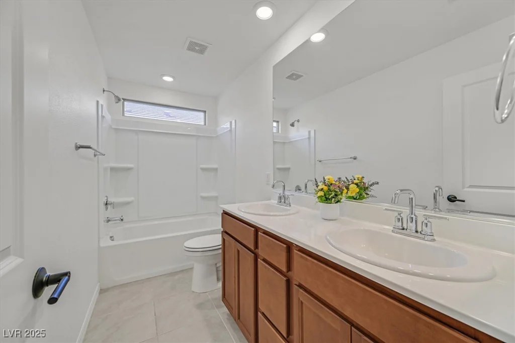 8043 Texas Hills, Las Vegas, NV 89113