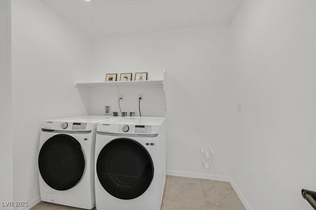 8043 Texas Hills, Las Vegas, NV 89113