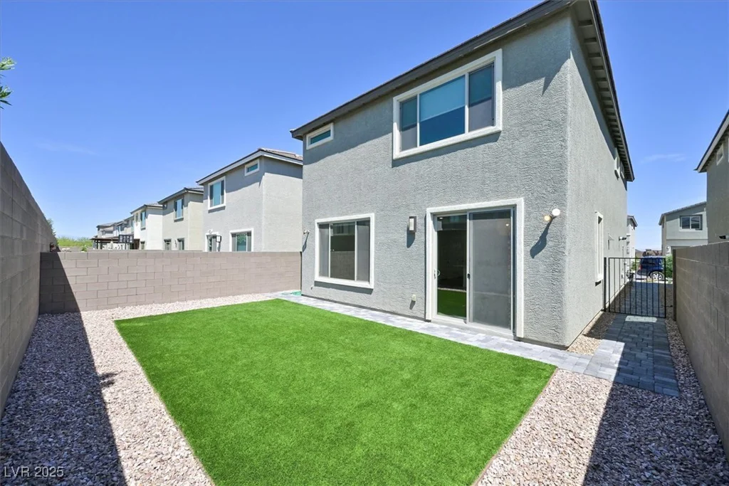 8043 Texas Hills, Las Vegas, NV 89113