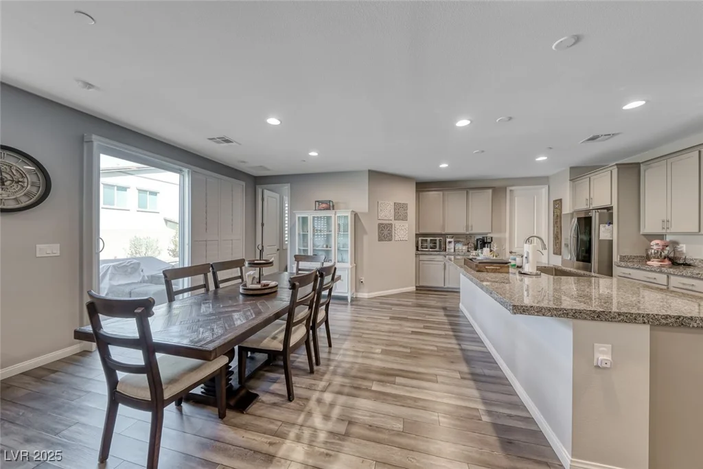 600 Suncrest Peak, Henderson, NV 89011