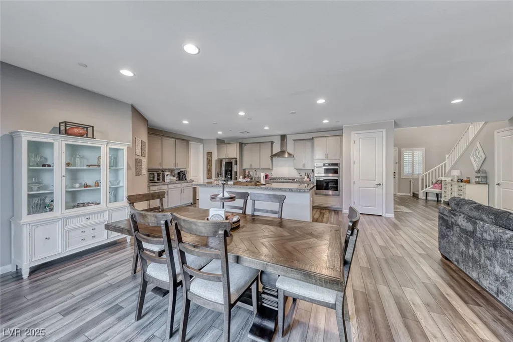 600 Suncrest Peak, Henderson, NV 89011
