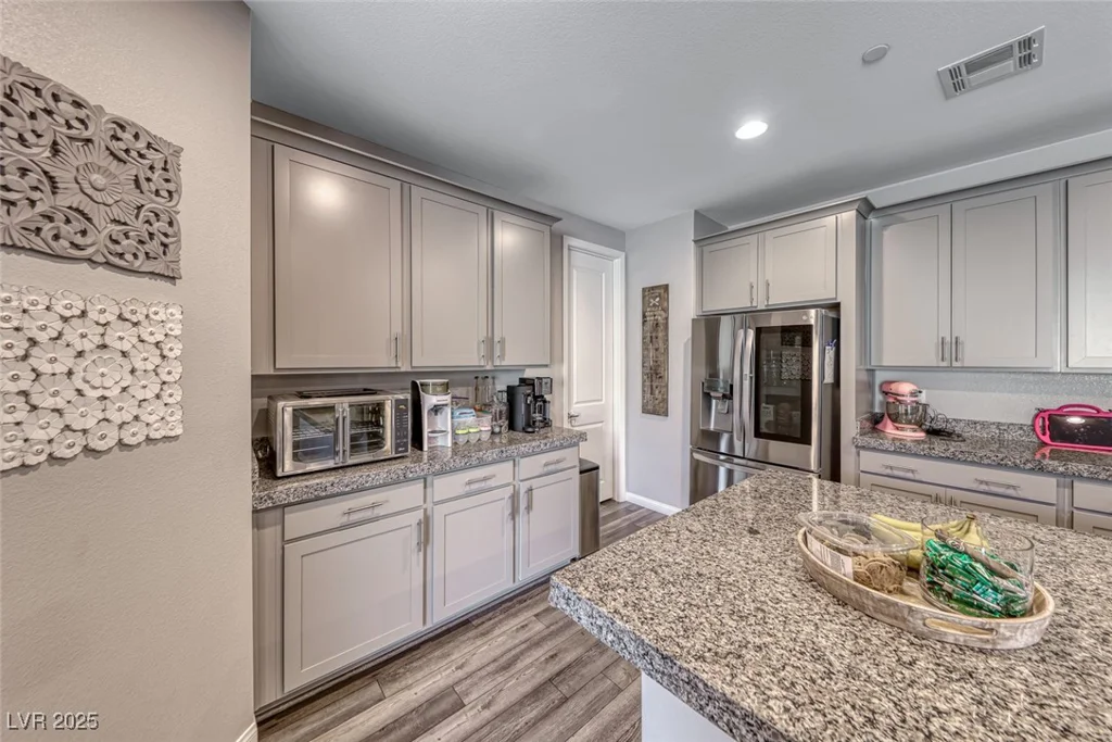 600 Suncrest Peak, Henderson, NV 89011