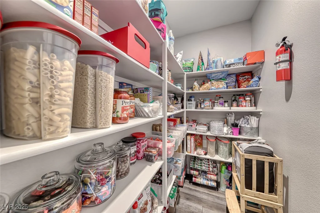 600 Suncrest Peak, Henderson, NV 89011