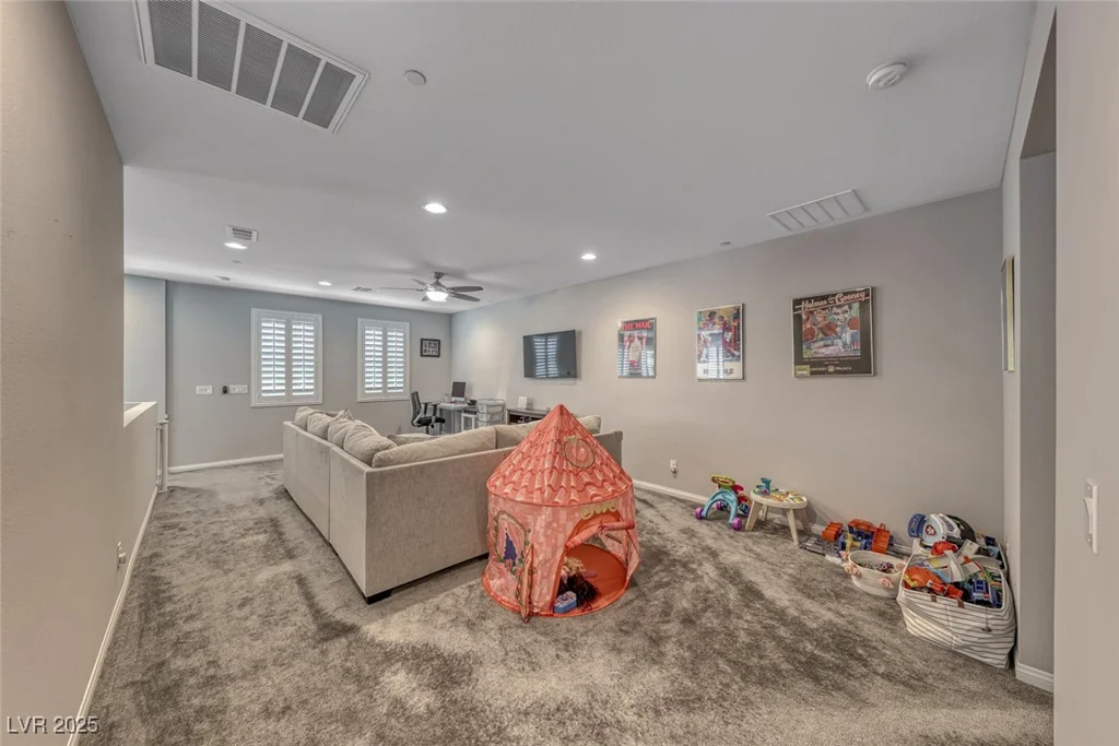 600 Suncrest Peak, Henderson, NV 89011