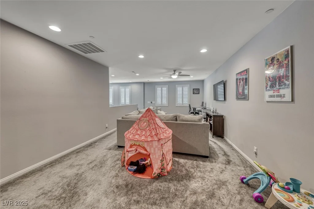 600 Suncrest Peak, Henderson, NV 89011