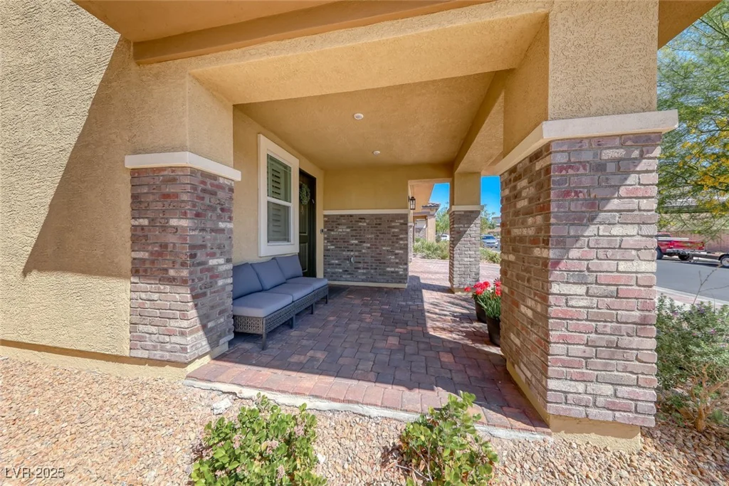 600 Suncrest Peak, Henderson, NV 89011