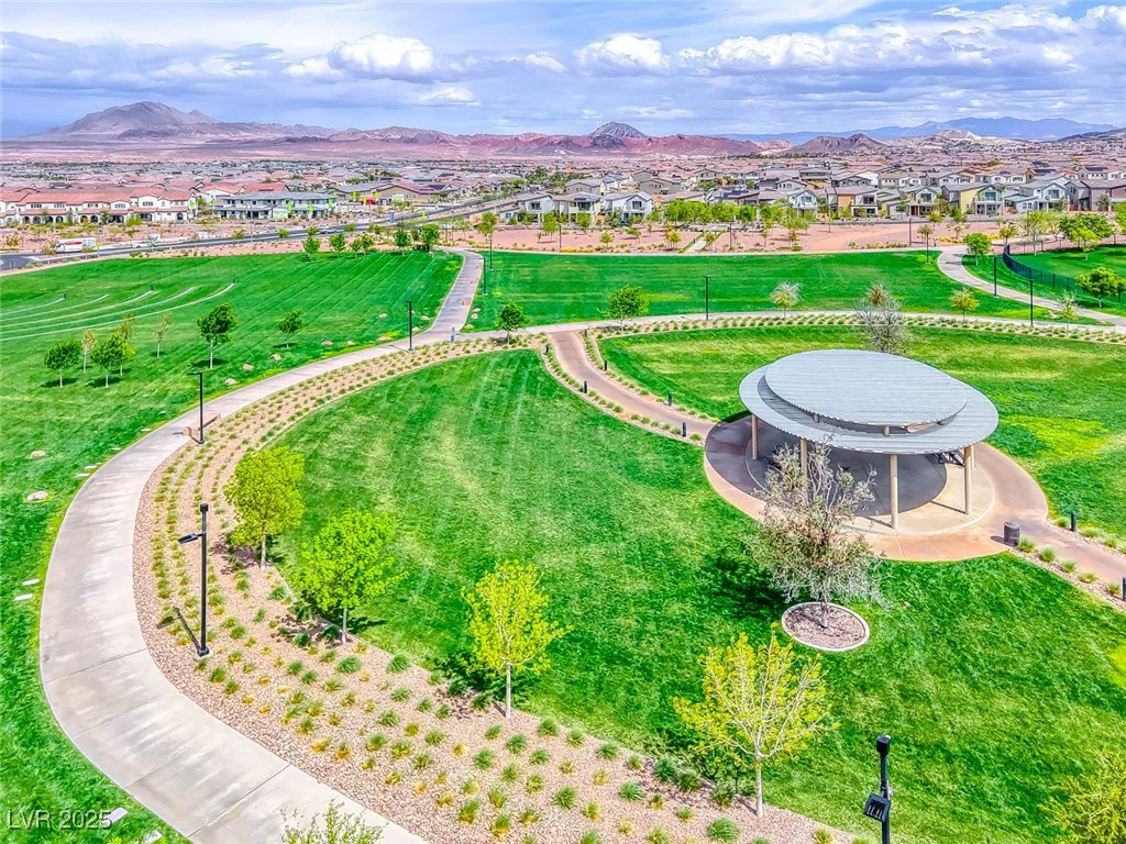 600 Suncrest Peak, Henderson, NV 89011