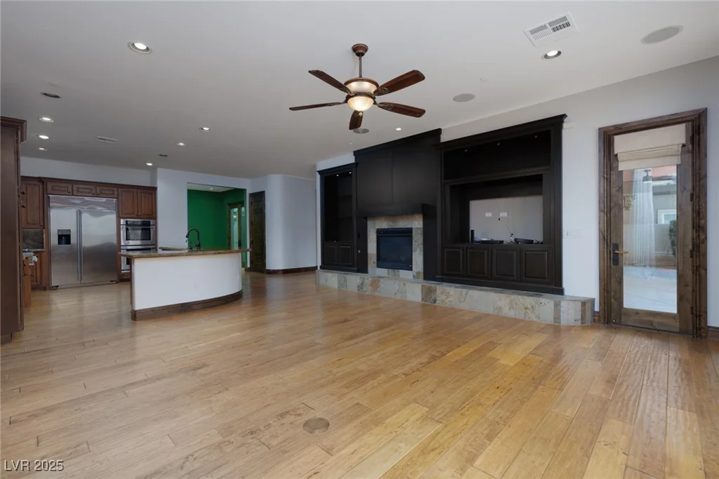 2215 Alcova Ridge, Las Vegas, NV 89135