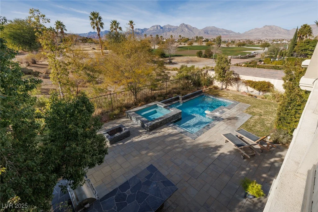 2215 Alcova Ridge, Las Vegas, NV 89135