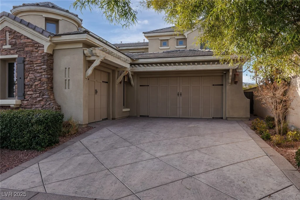 2215 Alcova Ridge, Las Vegas, NV 89135