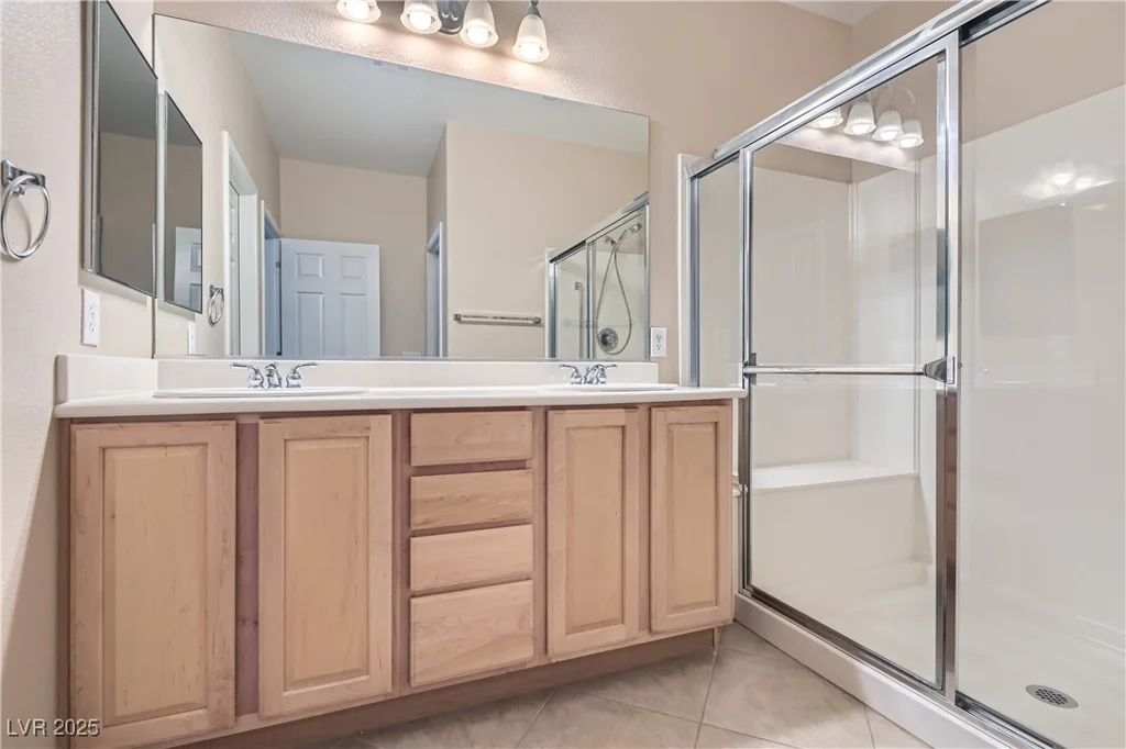 2167 Shadow Canyon, Henderson, NV 89044