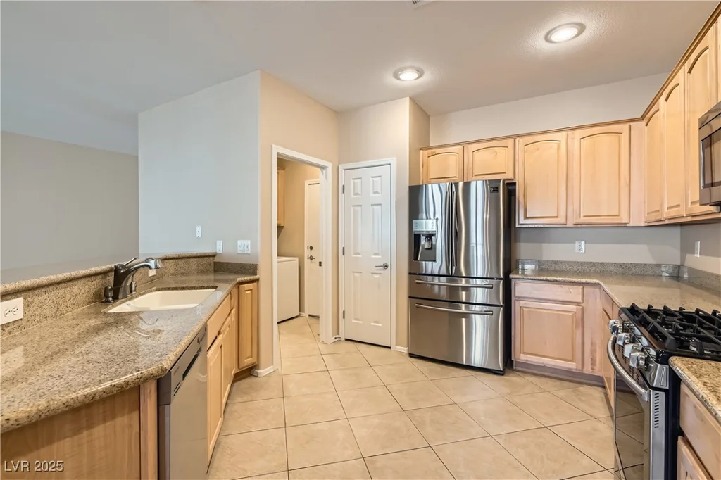 2167 Shadow Canyon, Henderson, NV 89044