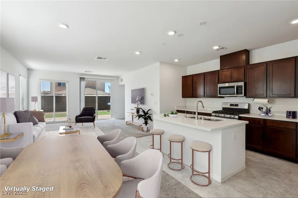 2877 Sweeping Palm, North Las Vegas, NV 89086