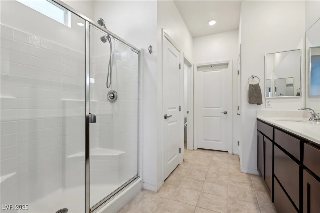 2877 Sweeping Palm, North Las Vegas, NV 89086