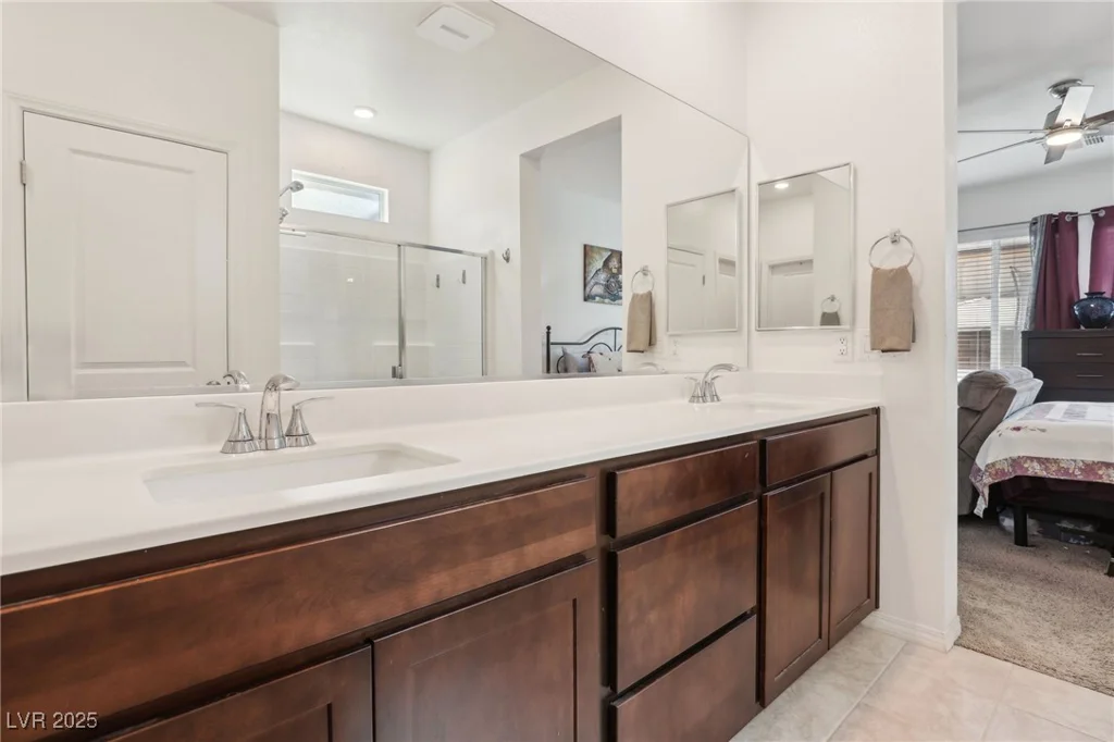 2877 Sweeping Palm, North Las Vegas, NV 89086