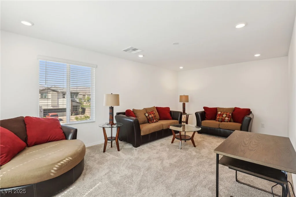 2877 Sweeping Palm, North Las Vegas, NV 89086