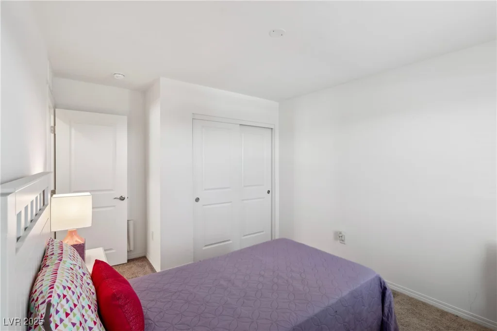 2877 Sweeping Palm, North Las Vegas, NV 89086