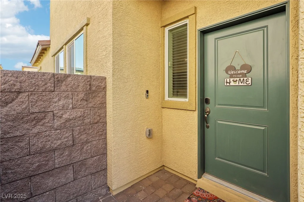 2877 Sweeping Palm, North Las Vegas, NV 89086