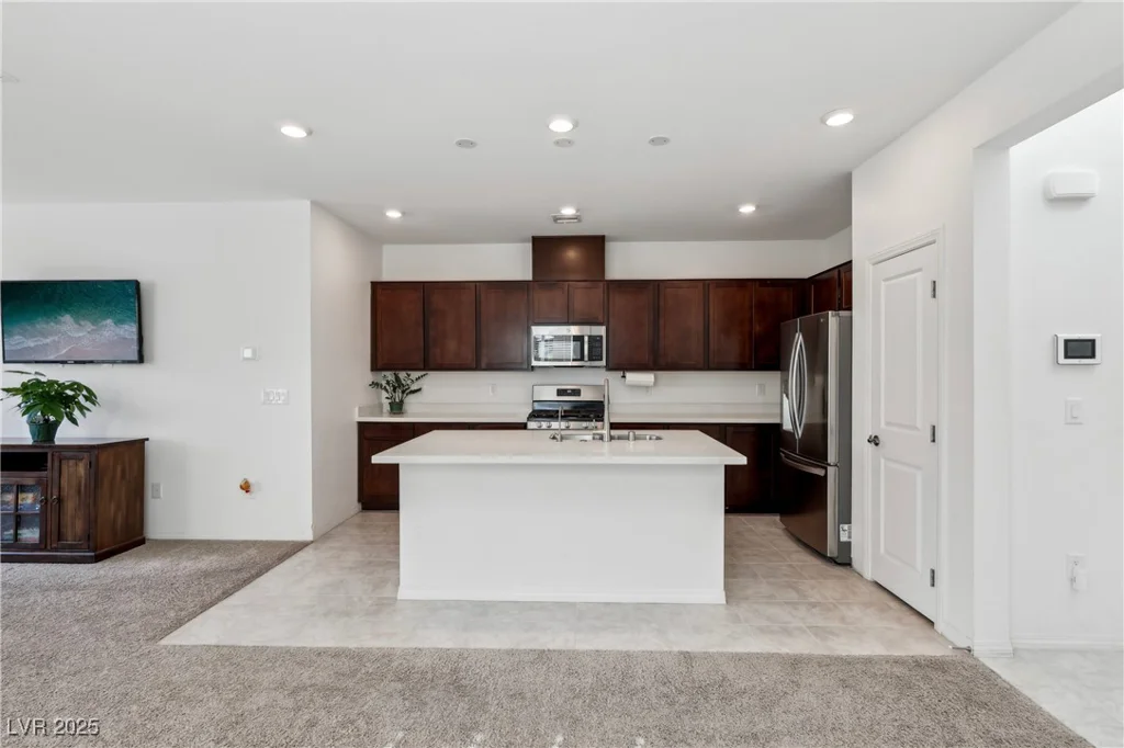 2877 Sweeping Palm, North Las Vegas, NV 89086