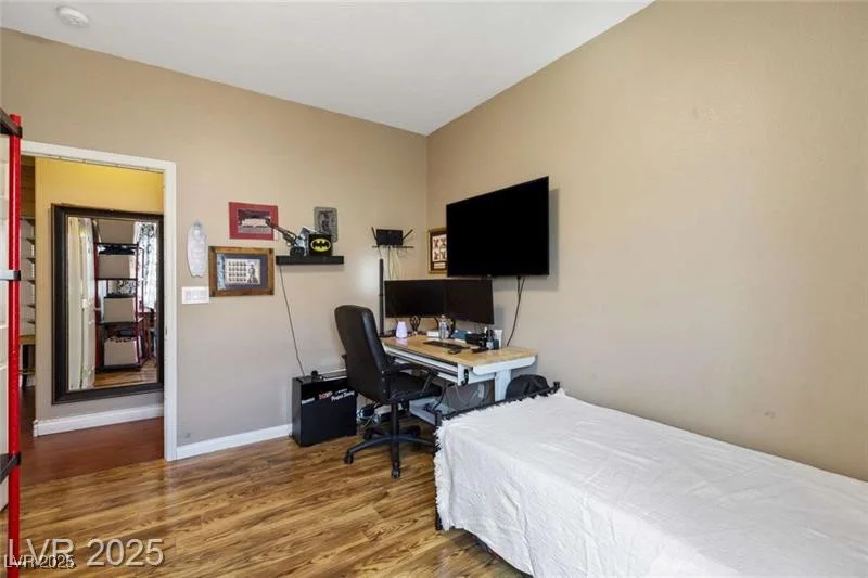 916 Bob Barney, North Las Vegas, NV 89086