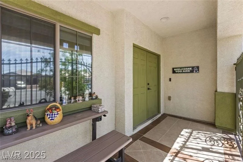 916 Bob Barney, North Las Vegas, NV 89086