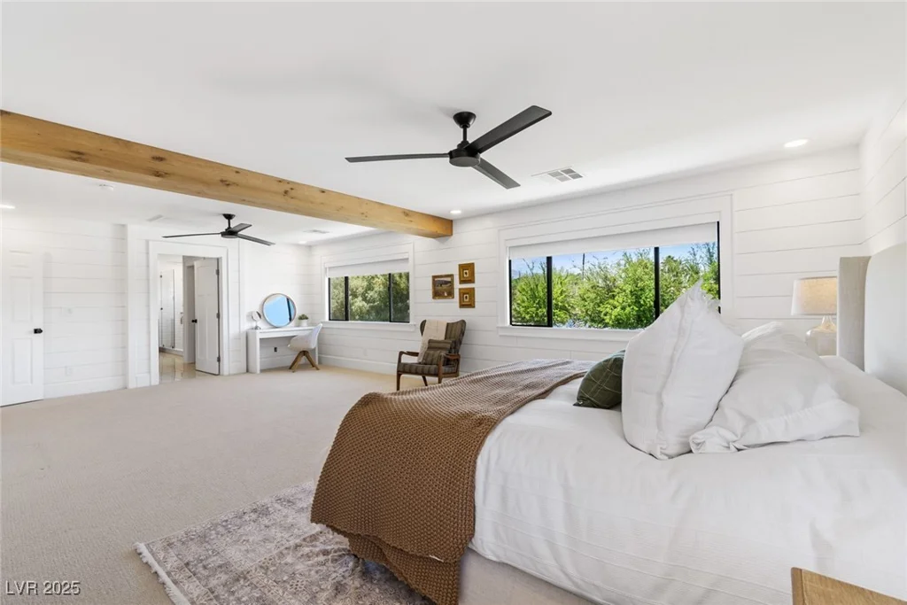 7360 Dolphine Crest, Las Vegas, NV 89129