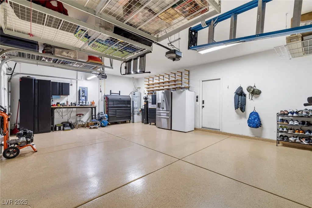 7360 Dolphine Crest, Las Vegas, NV 89129