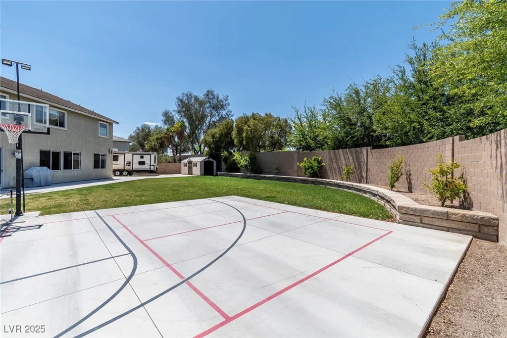 7360 Dolphine Crest, Las Vegas, NV 89129