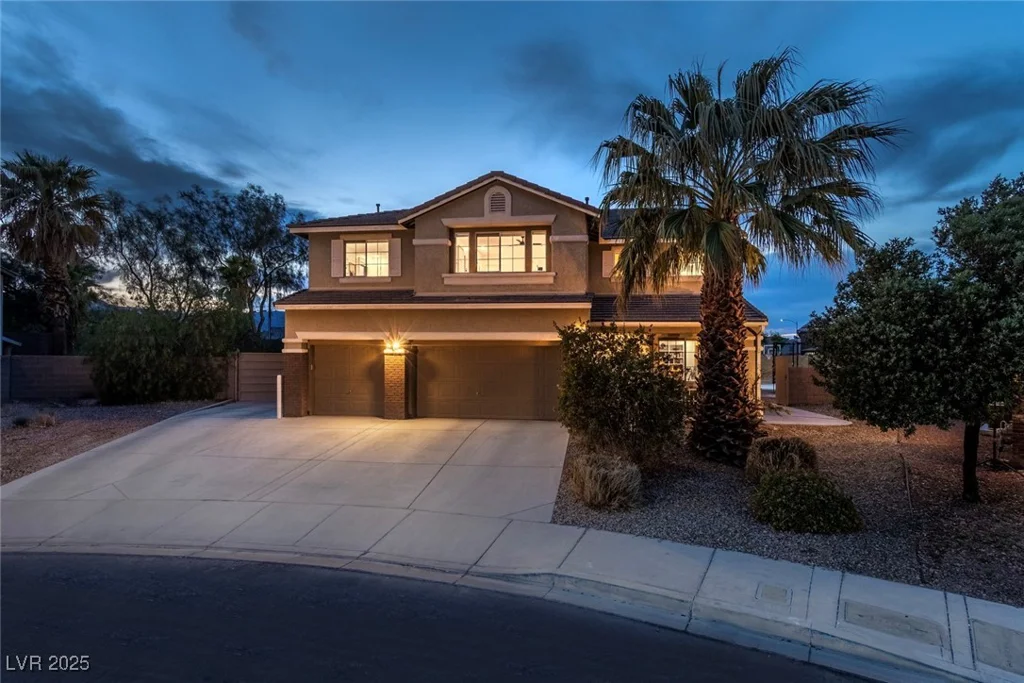 7360 Dolphine Crest, Las Vegas, NV 89129