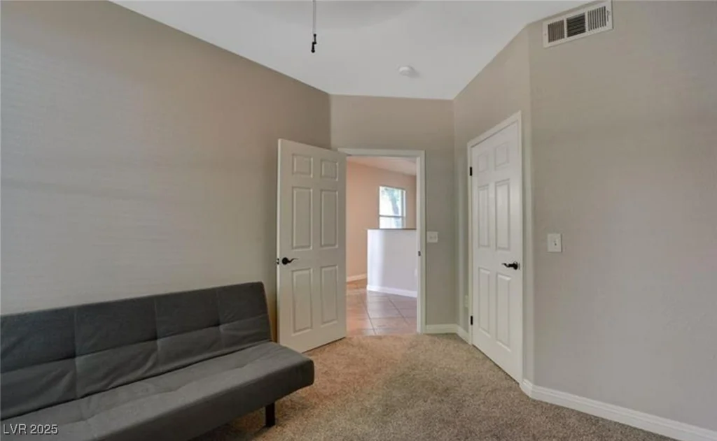 10001 Peace, Las Vegas, NV 89147