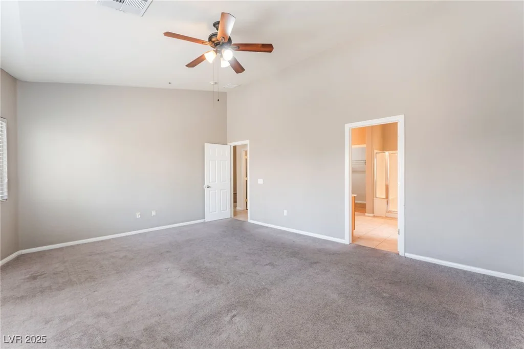 5844 Gushing Spring, Las Vegas, NV 89131