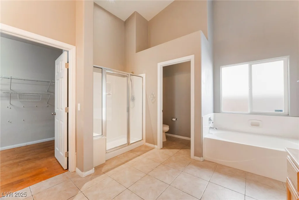 5844 Gushing Spring, Las Vegas, NV 89131
