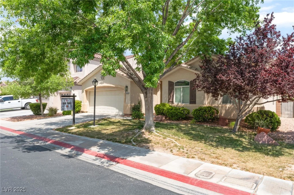 5844 Gushing Spring, Las Vegas, NV 89131
