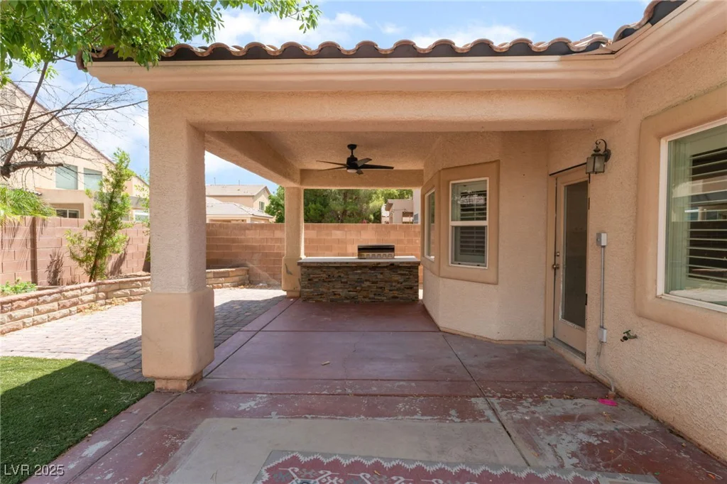 5844 Gushing Spring, Las Vegas, NV 89131