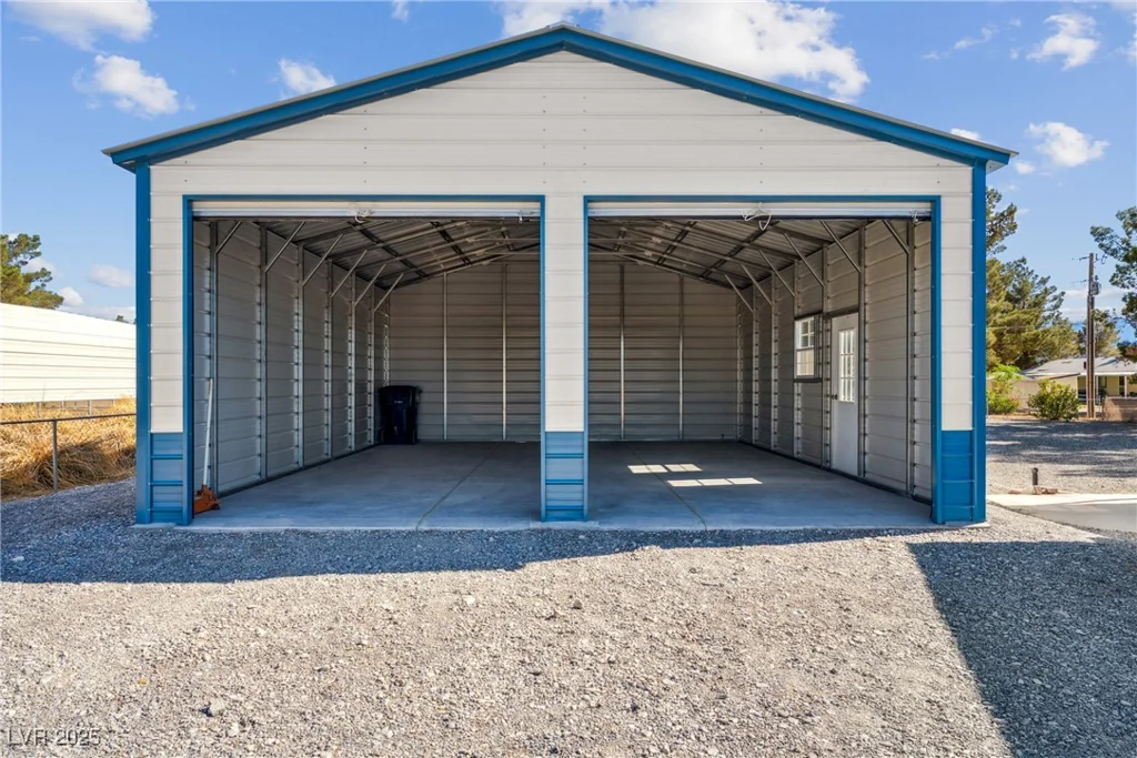 2471 Manitoba, Pahrump, NV 89048