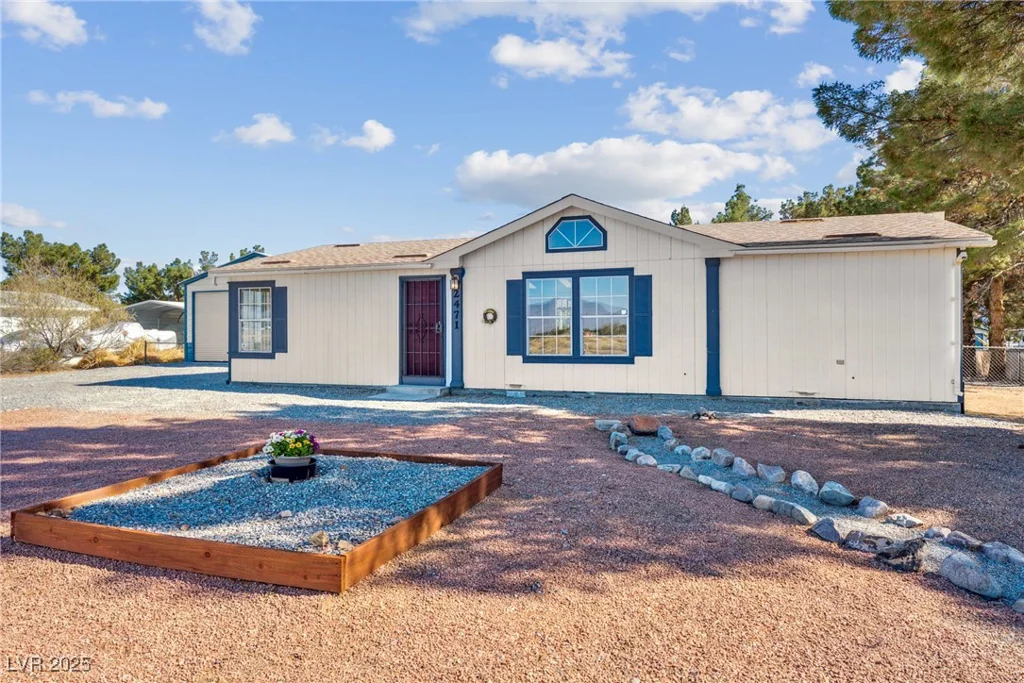 2471 Manitoba, Pahrump, NV 89048