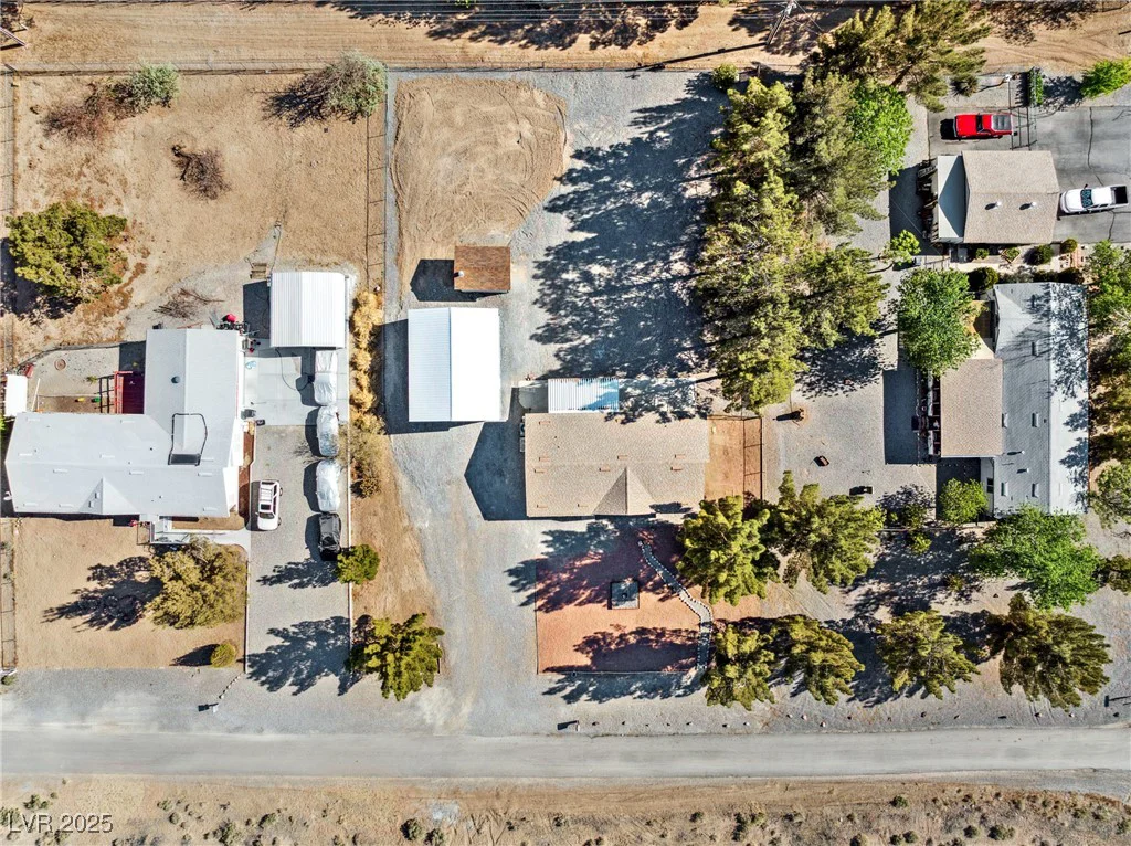 2471 Manitoba, Pahrump, NV 89048