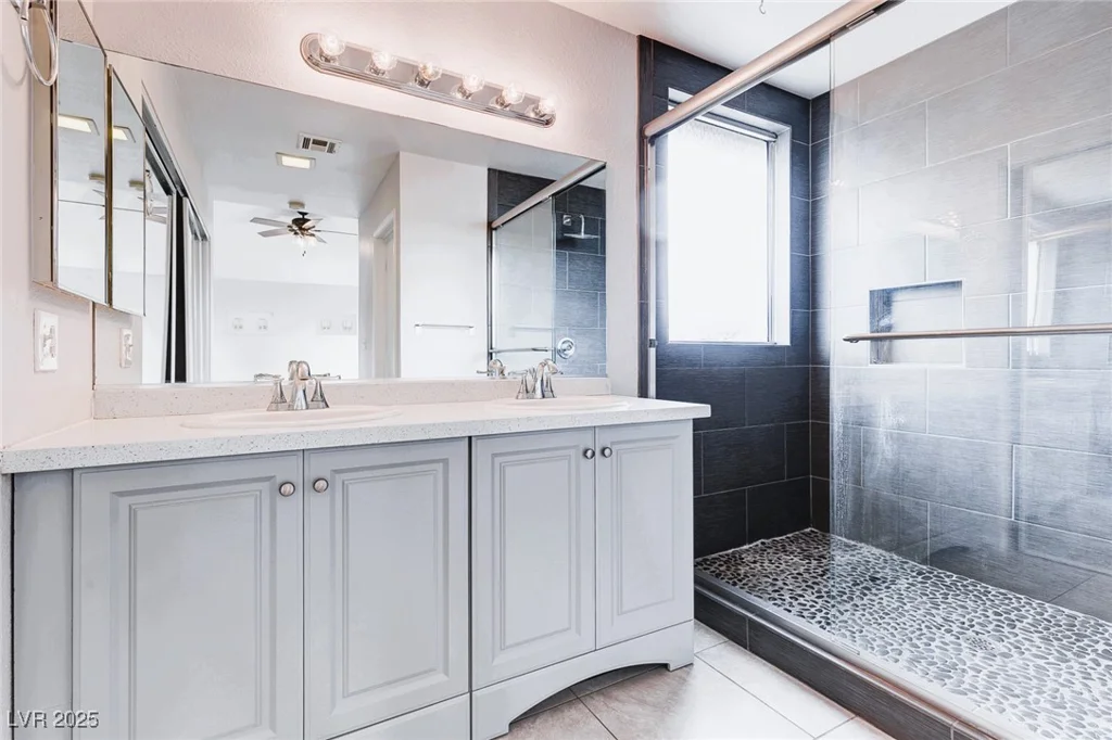 7445 Shangri La, Las Vegas, NV 89147