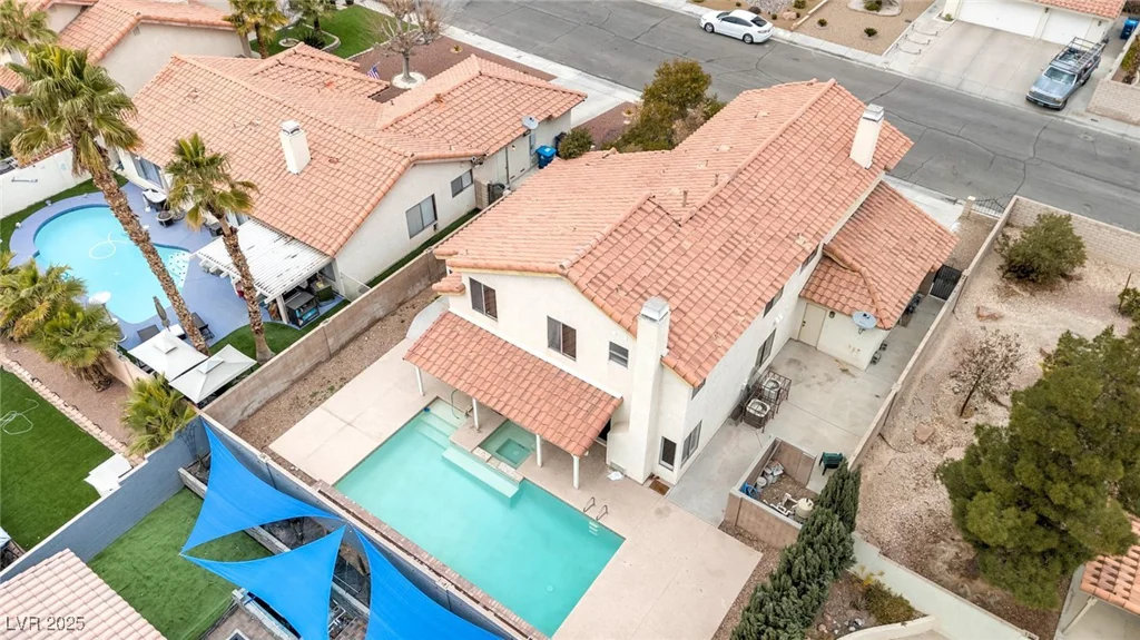 7445 Shangri La, Las Vegas, NV 89147