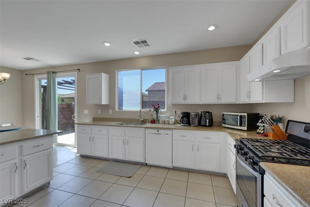 9335 Tonkawa, Las Vegas, NV 89178